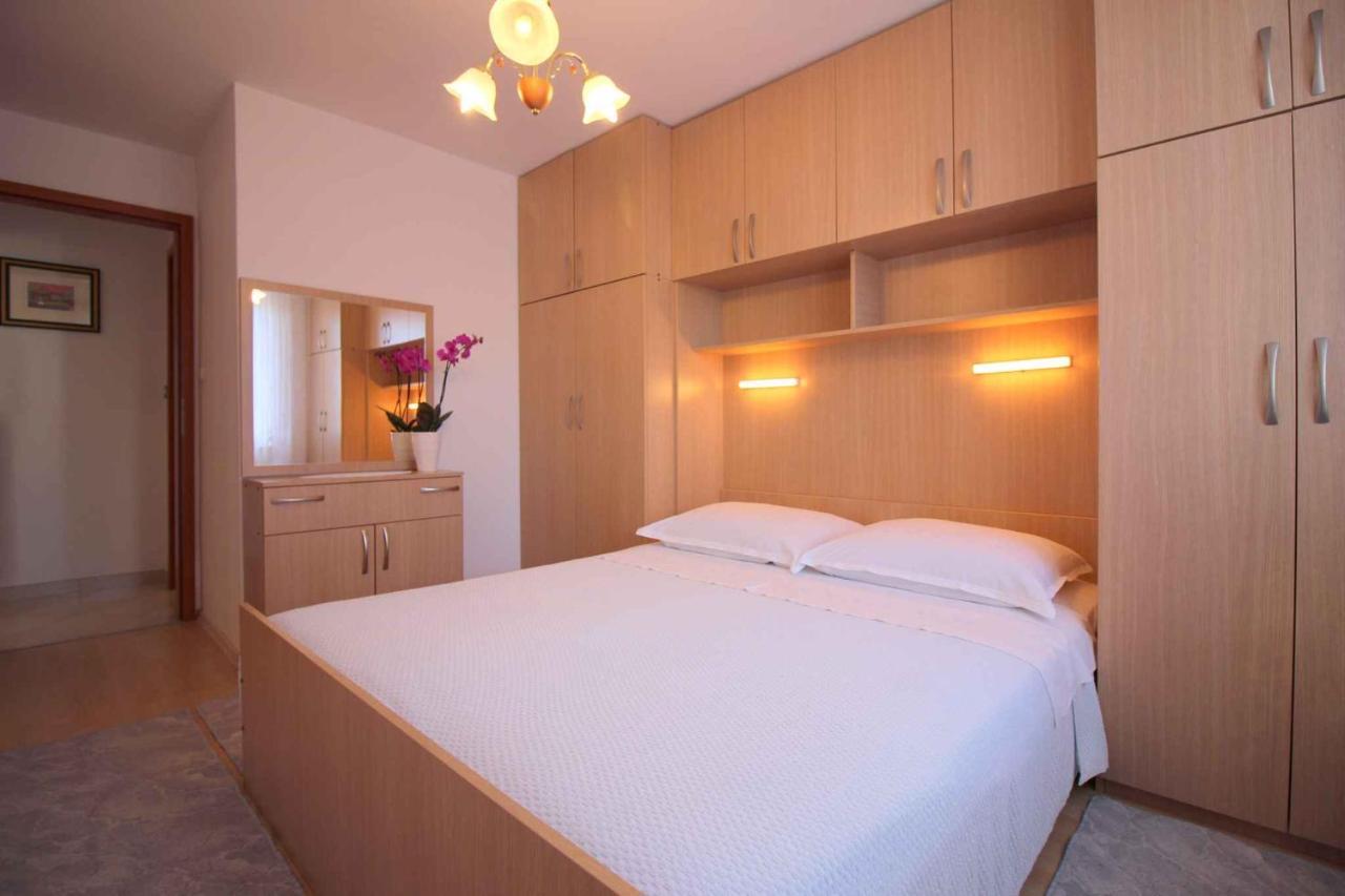In Porec/istrien 10417 Apartment